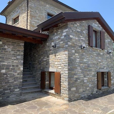 Borgo Scorza Villa Pietramogolana Luaran gambar