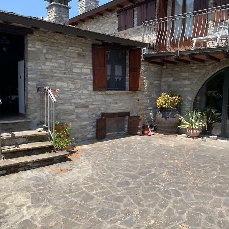 Borgo Scorza Villa Pietramogolana Luaran gambar