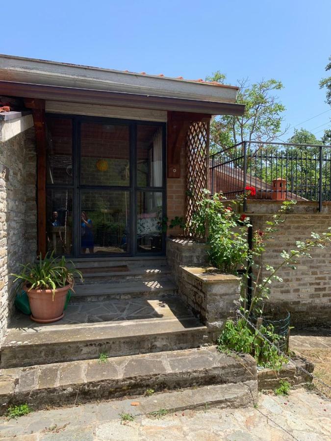 Borgo Scorza Villa Pietramogolana Luaran gambar