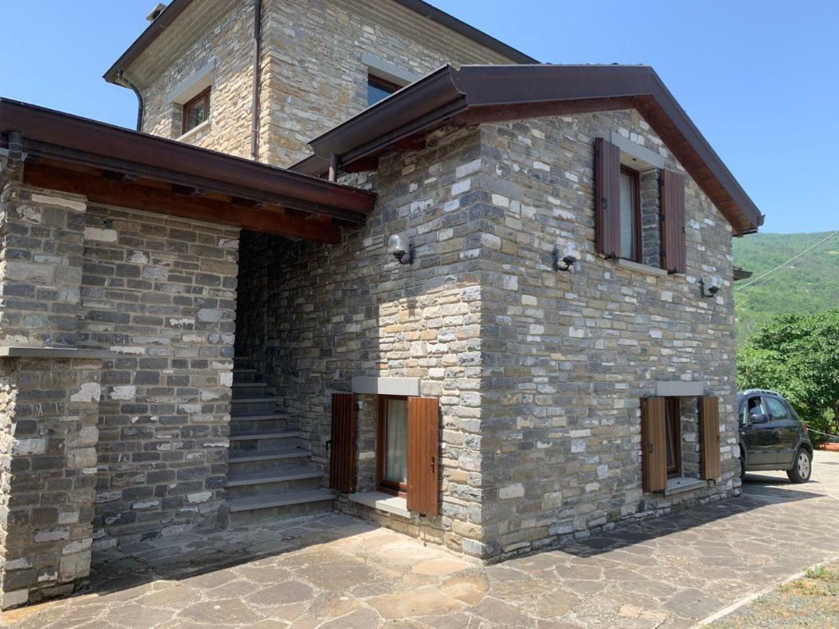 Borgo Scorza Villa Pietramogolana Luaran gambar