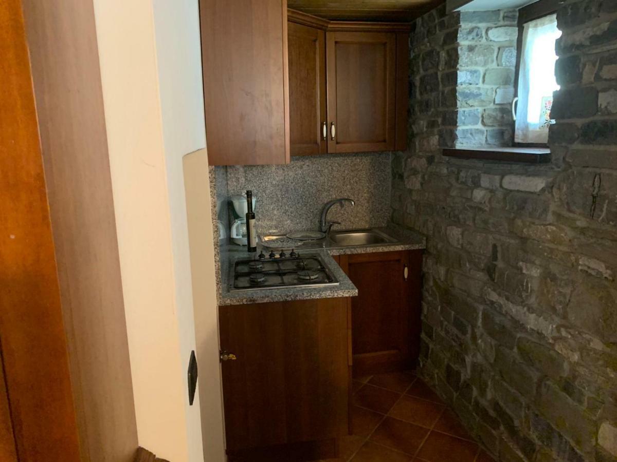 Borgo Scorza Villa Pietramogolana Luaran gambar