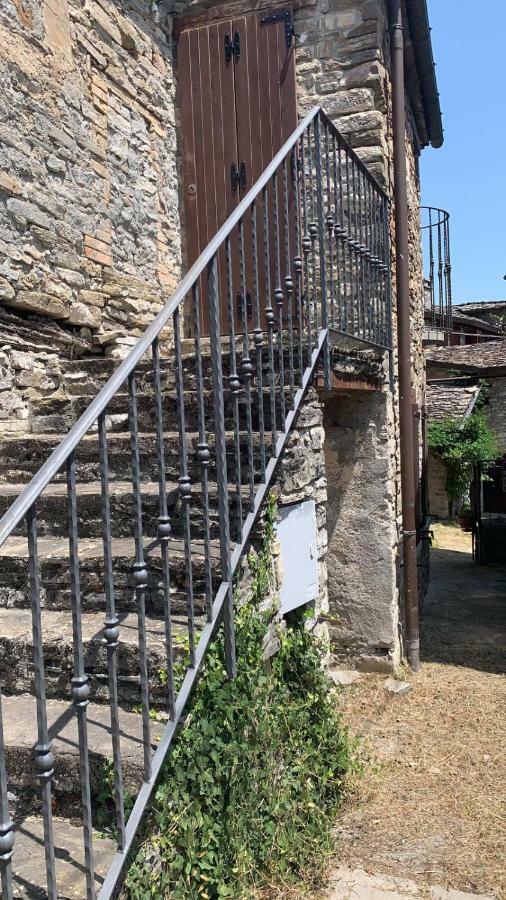 Borgo Scorza Villa Pietramogolana Luaran gambar